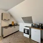 Modernes 4 Fuer Monteure Mit Parkplatz In * 람퍼다임
