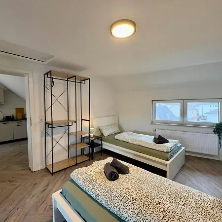 Modernes 4 Fuer Monteure Mit Parkplatz In Appartement Lampertheim