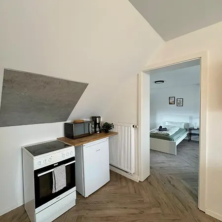 Apartment Modernes 4 Für Monteure Mit Parkplatz In Lampertheim