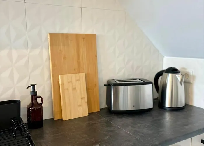 Modernes 4 Fuer Monteure Mit Parkplatz In Apartment